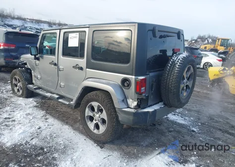 2016 Jeep Wrangler Unlimited Sahara z USA, uszkodzony, nr VIN 1C4BJWEG6GL201361